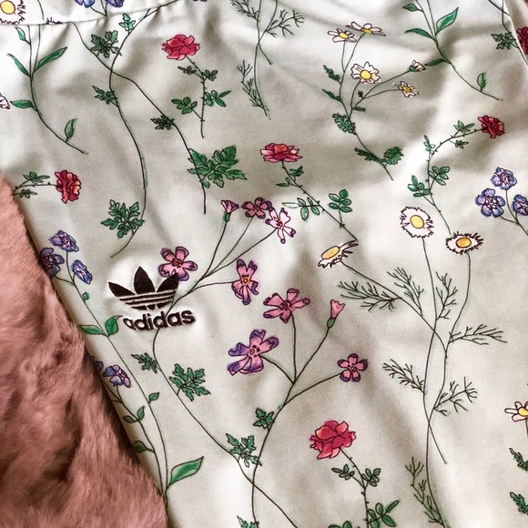 Adidas Green Floral Leggings - Picture 3 of 6